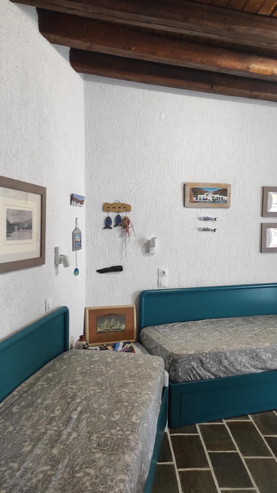 Chrysa'S Cottage House Карист Екстер'єр фото